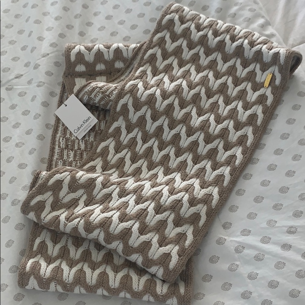 Infinity scarf